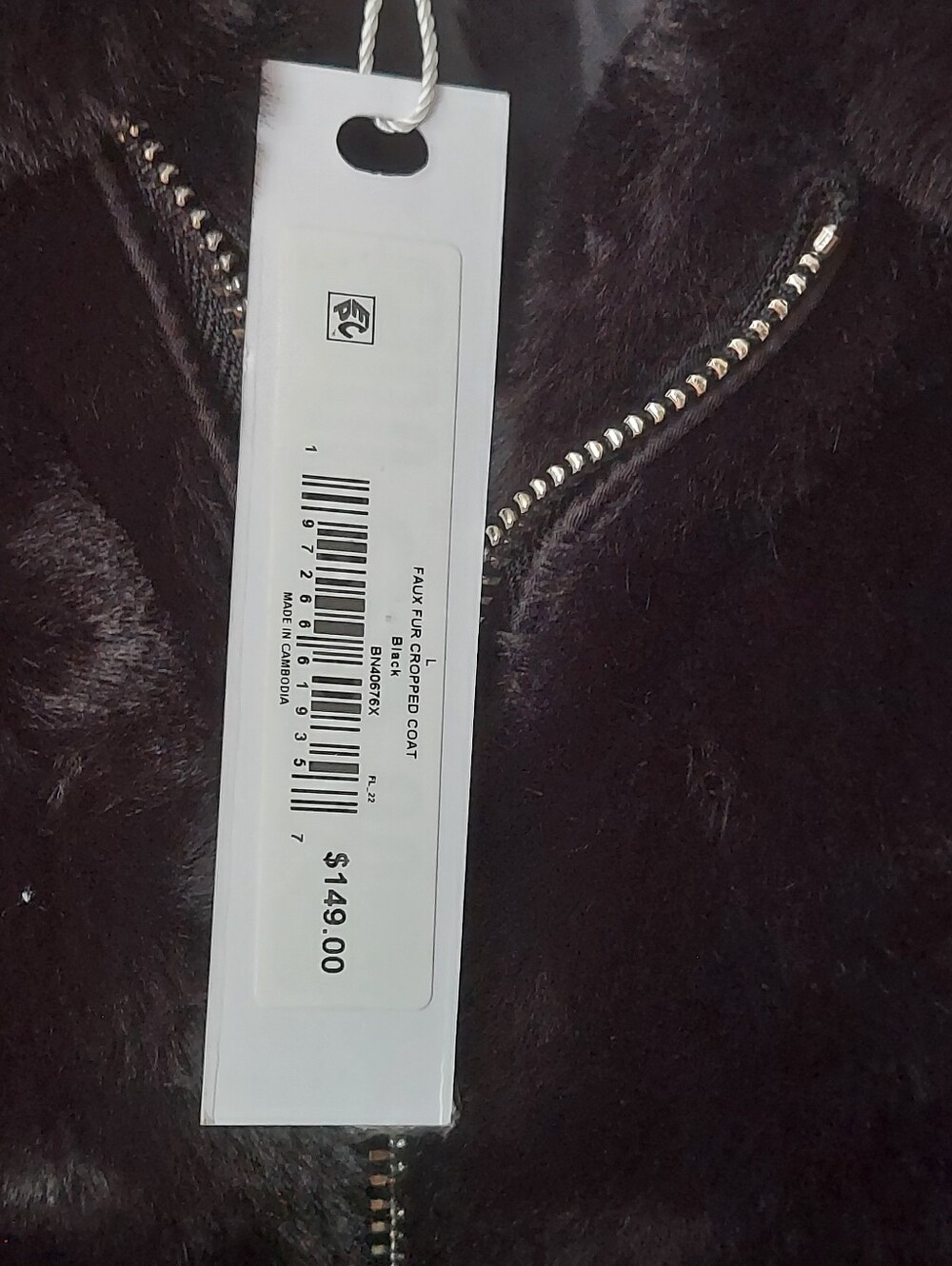 NWT Steve Madden Black Plush Faux-Fur Cropped Teddy Jacket - Picture 4 of 9